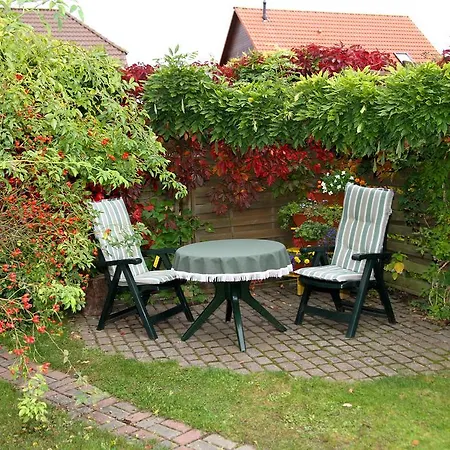 Sonnige Souterrain-ferienwohnung Apartment Sassnitz