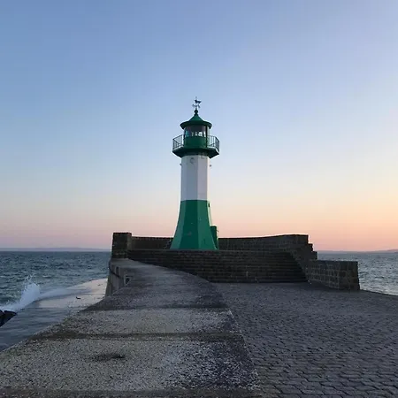 Lejlighed Sonnige Souterrain-ferienwohnung Sassnitz